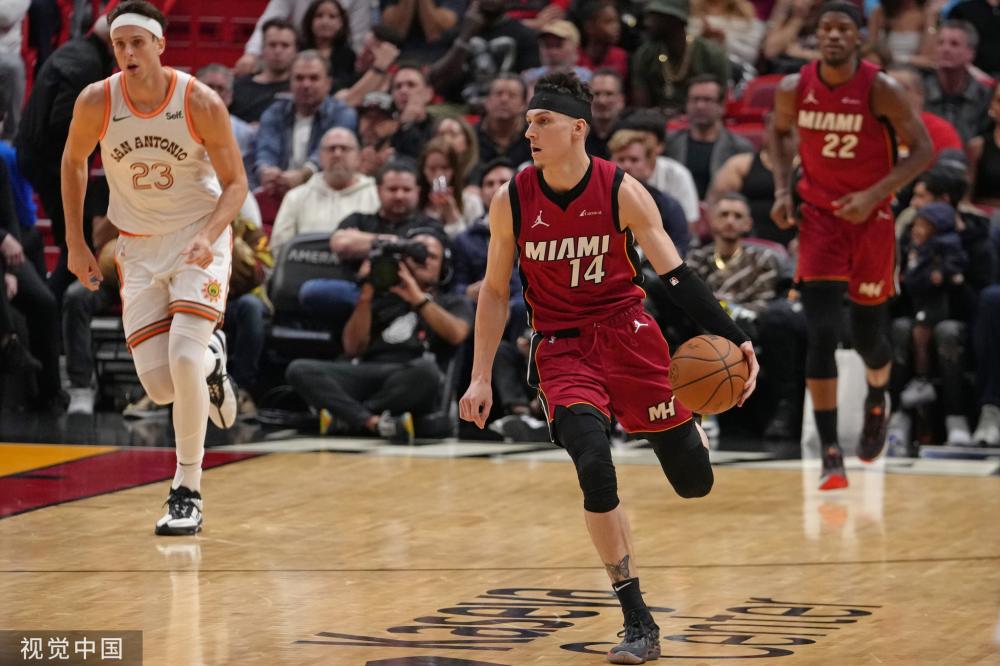 展现了极高 展现了极高