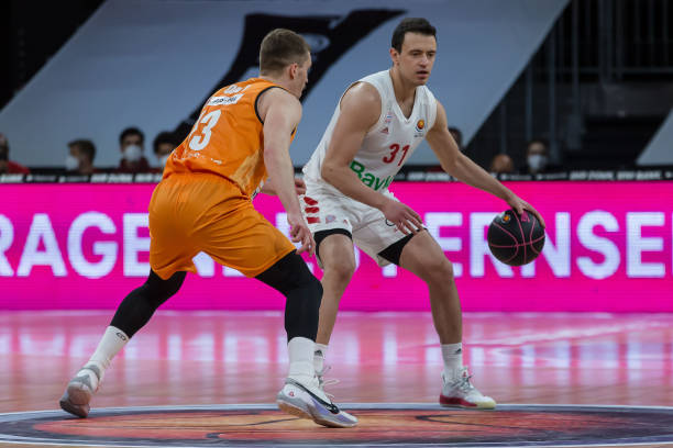 能够胜任边 能够胜任边